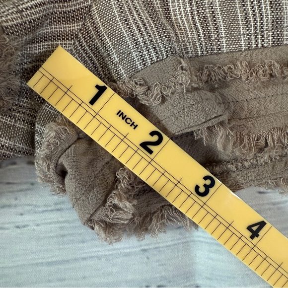 Umgee linen blend fringe medium striped brown women's shorts - Picture 9 of 10